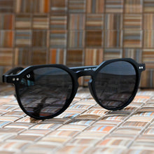 Load image into Gallery viewer, Zenon - Black Rubber / Smoke