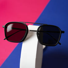 Load image into Gallery viewer, Daxton - Black / Smoke