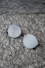 Load image into Gallery viewer, Remi - Matt Gun / Silver