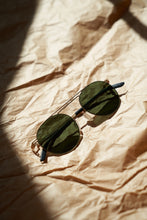 Load image into Gallery viewer, Colton - Gold / Light Smoke