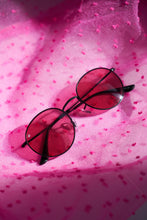 Load image into Gallery viewer, Yoyo (M) - Black / Burgundy