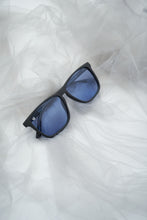 Load image into Gallery viewer, Clay - Black / Blue