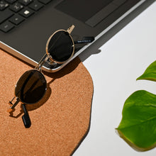 Load image into Gallery viewer, ZHEN - Gold / Light Smoke