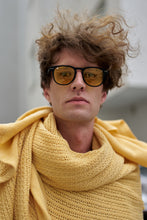 Load image into Gallery viewer, Foxy - Black / Yellow