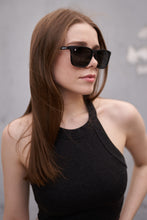 Load image into Gallery viewer, Clay - Black / Smoke