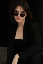 Load image into Gallery viewer, Aura - Black / Smoke