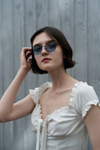 Load image into Gallery viewer, Terra - Black / Blue