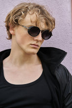 Load image into Gallery viewer, Dexter - Black / Light Smoke