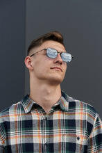 Load image into Gallery viewer, Terra - Black / Blue