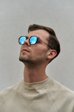 Load image into Gallery viewer, Texa - Black / Blue Mirror