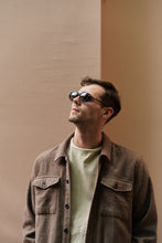 Load image into Gallery viewer, Dexter - Black / Smoke