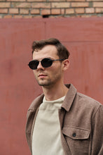 Load image into Gallery viewer, Dexter - Black / Smoke