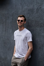 Load image into Gallery viewer, Lura - Black / Smoke