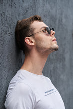 Load image into Gallery viewer, Lura - Black / Smoke