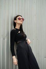 Load image into Gallery viewer, Dexter - Black / Red