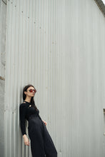 Load image into Gallery viewer, Dexter - Black / Red