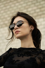 Load image into Gallery viewer, Terra - Black / Smoke