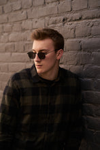 Load image into Gallery viewer, Terra - Black / Smoke