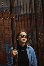 Load image into Gallery viewer, Ace - Black / Smoke