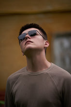 Load image into Gallery viewer, Aircel - Black / Smoke