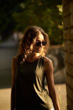 Load image into Gallery viewer, Aircel - Black / Smoke