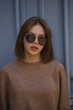 Load image into Gallery viewer, Avi - Black / Smoke