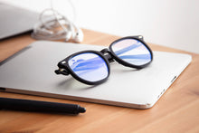 Load image into Gallery viewer, Beanie - Black / Blue Light