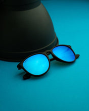 Load image into Gallery viewer, Blended - Black / Blue