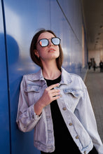 Load image into Gallery viewer, Blown - Black / Silver Mirror