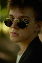 Load image into Gallery viewer, Canal - Gold / Smoke