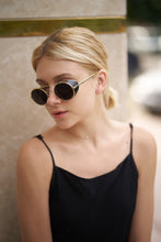 Load image into Gallery viewer, Canal - Gold / Smoke