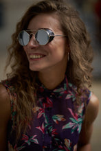 Load image into Gallery viewer, Canal - Silver / Silver Mirror