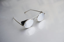 Load image into Gallery viewer, Canal - Silver / Silver Mirror