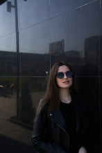 Load image into Gallery viewer, Carla - Black / Smoke