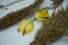 Load image into Gallery viewer, Cossie - Silver / Yellow