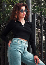 Load image into Gallery viewer, Duffle - Gold / Light Smoke