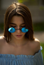 Load image into Gallery viewer, Eric - Black / Blue Mirror