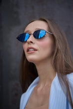 Load image into Gallery viewer, Hipster - Black / Blue