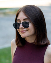 Load image into Gallery viewer, Eternally - Black / Smoke