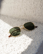 Load image into Gallery viewer, Eternally - Gold / Brown Smoke