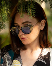 Load image into Gallery viewer, Magnificent - Silver Black / Transparent Blue