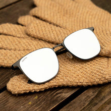 Load image into Gallery viewer, JOVEN - Black / Silver