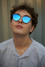 Load image into Gallery viewer, Nebulous - Black / Blue Mirror