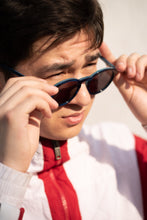 Load image into Gallery viewer, Osaka - Transparent Blue / Smoke