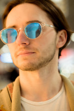 Load image into Gallery viewer, Osaka - Transparent / Blue