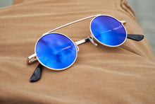 Load image into Gallery viewer, Oval - Gold / Blue