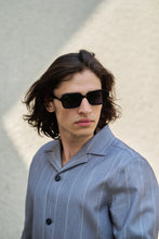 Load image into Gallery viewer, Retro - Black / Smoke