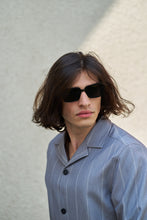 Load image into Gallery viewer, Retro - Black / Smoke