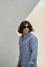 Load image into Gallery viewer, Retro - Black / Smoke