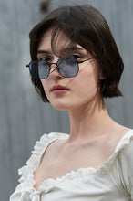 Load image into Gallery viewer, Terra - Black / Blue